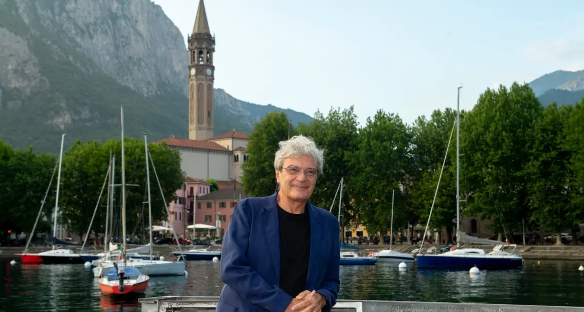 Mario Martone: “Tutto ciò che è fuori è terribile”