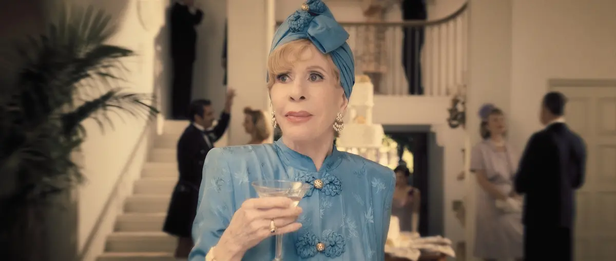 Carol Burnett in Palm Royale
