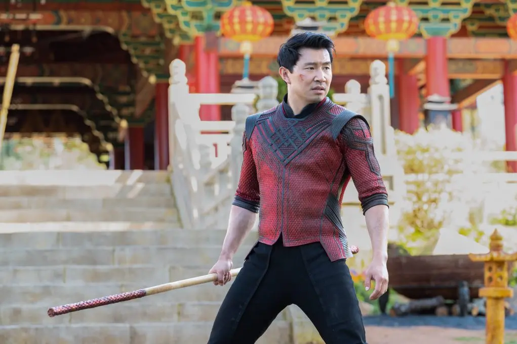 Shang-Chi (Simu Liu) in Marvel Studios\\' SHANG-CHI AND THE LEGEND OF THE TEN RINGS. Photo by Jasin Boland. \\u00A9Marvel Studios 2021. All Rights Reserved.