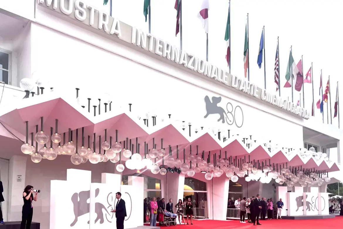 Red Carpet di Venezia 80 , Karen Di Paola