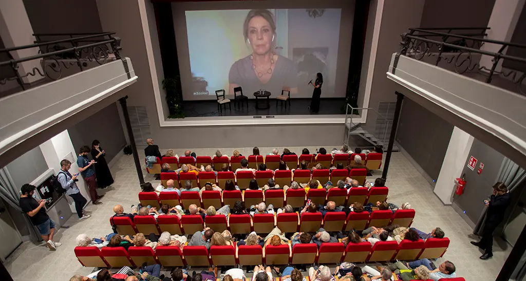 Margherita Buy: “Mi bocciarono all’Accademia. Ma se c’è una passione bisogna insistere”