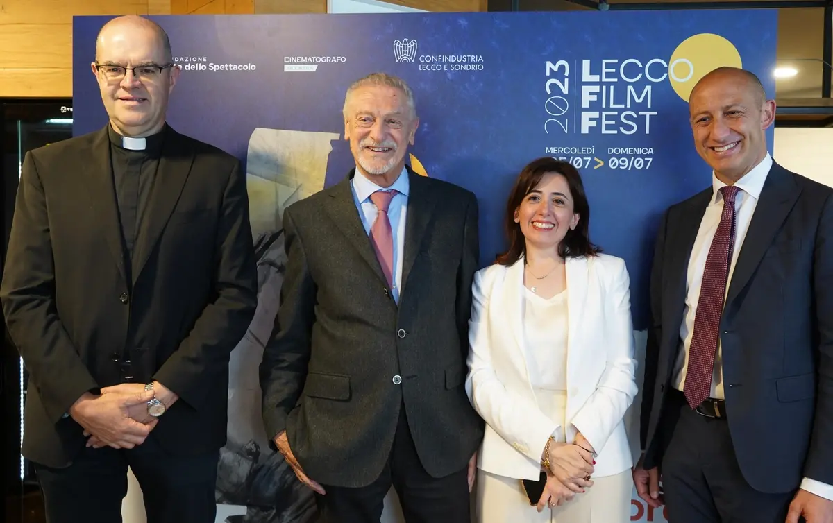 mons. Davide Milani (presidente Fondazione Ente dello Spettacolo), Plinio Agostoni (Presidente Confindustria Lecco e Sondrio), Angela D'Arrigo (curatrice Lecco Film Fest), Mauro Gattinoni (sindaco di Lecco) (foto di G.Peverelli)