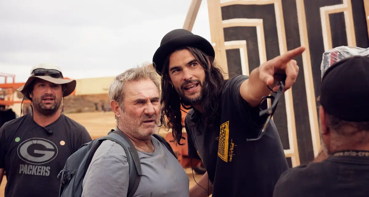 Sirât, immagini dalla fine del mondo