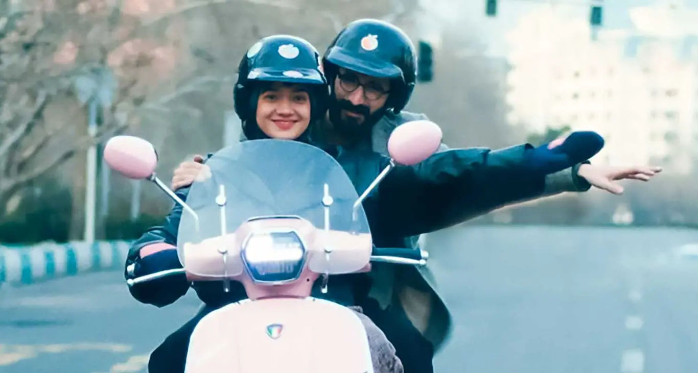 Divine Comedy di Ali Asgari, il videomessaggio del regista dall'Iran