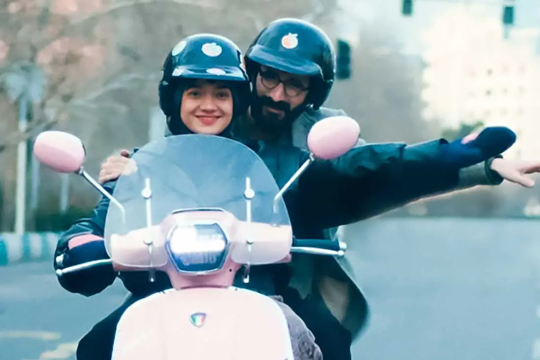 Divine Comedy di Ali Asgari, il videomessaggio del regista dall'Iran