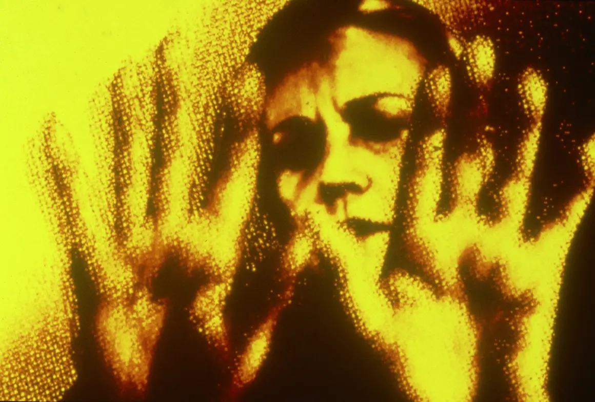 Filmstill from Until the End of the World - Director's Cut by Wim Wenders © 1994 Road Movies – Argos Films Courtesy of Wim Wenders Stiftung – Argos Films