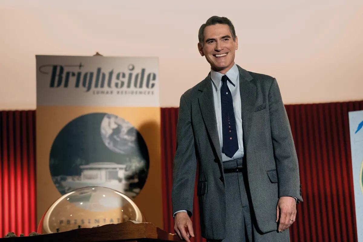 Billy Crudup in Hello Tomorrow!