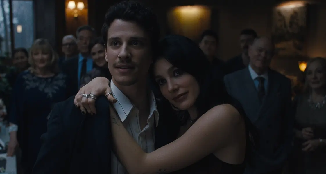 Something Very Bad Is Going to Happen: matrimoni, maledizioni e anime gemelle