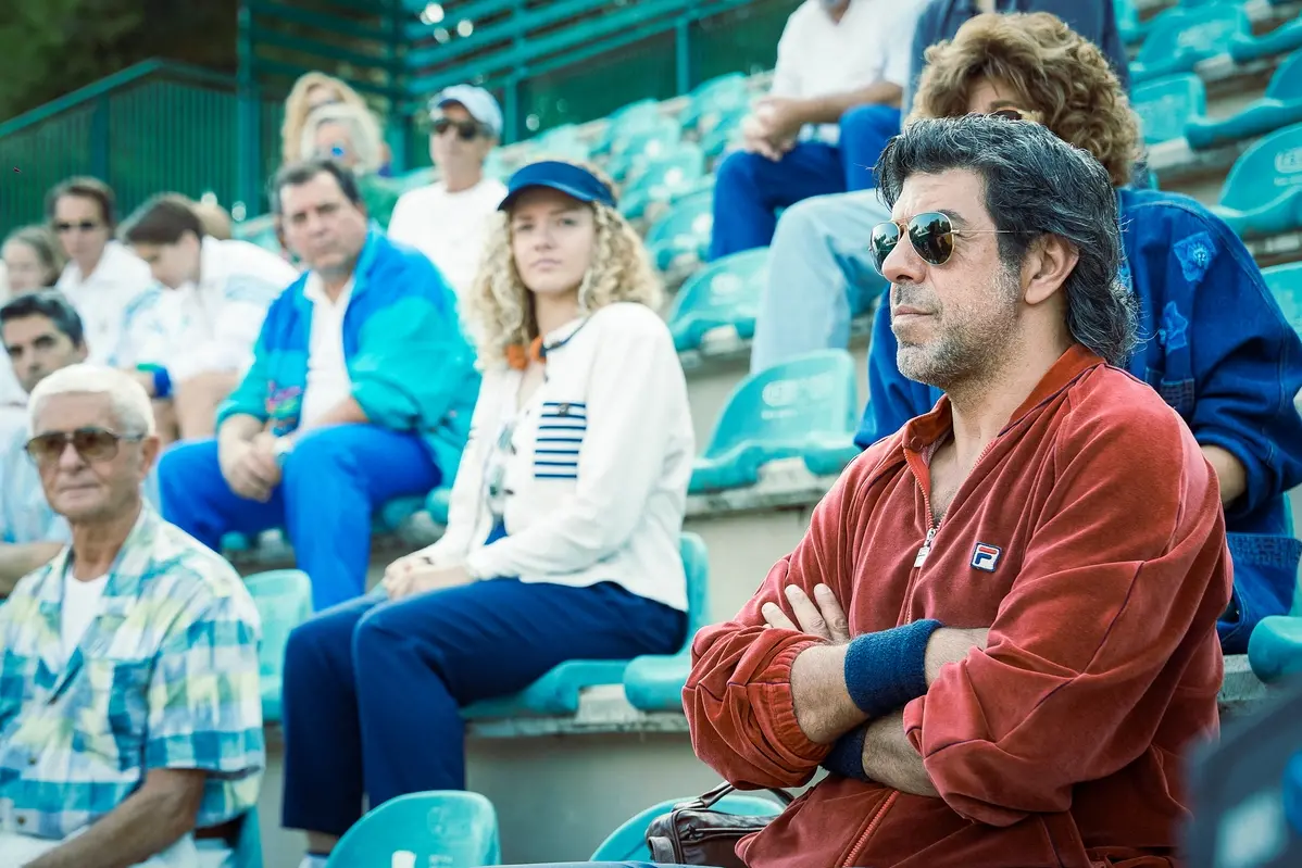 Pierfrancesco Favino in Il maestro , Katia Zavaglia