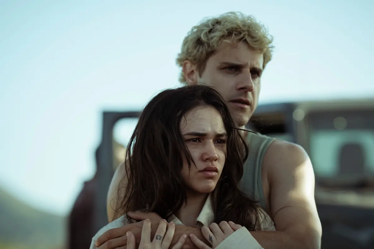 Maria Esposito e Andrea Arcangeli in Io sono Rosa Ricci , Sabrina Cirillo