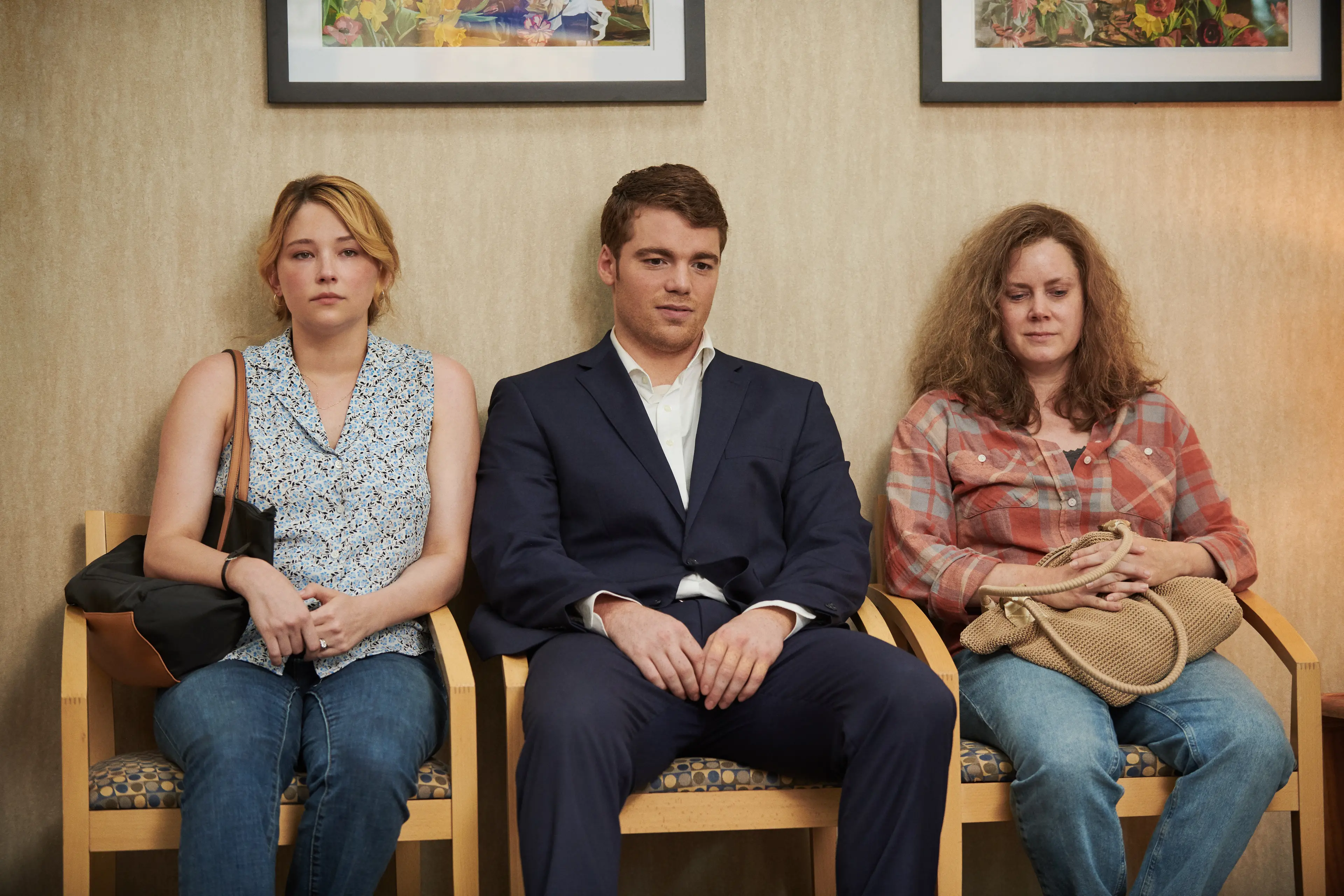 Elegia americana. Da sinistra Haley Bennett, Gabriel Basso, Amy Adams. Photo Cr. Lacey Terrell/NETFLIX © 2020