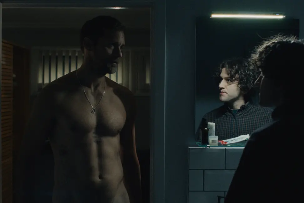 Alexander Skarsg\\u00E5rd e Harry Melling in Pillion