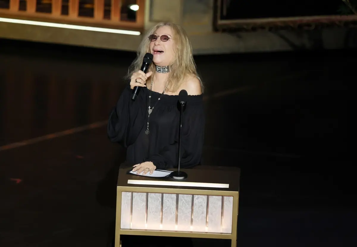 epa12824015 Barbra Streisand pays tribute to Rob Reiner and his wife Michele on stage during the the 98th annual Academy Awards ceremony at the Dolby Theatre in Los Angeles, California, USA, 15 March 2026. EPA/CHRIS TORRES