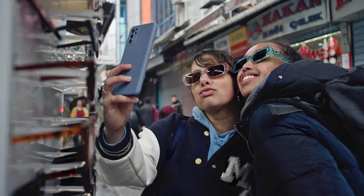 Brides - Giovani spose - (Vue Lumière)