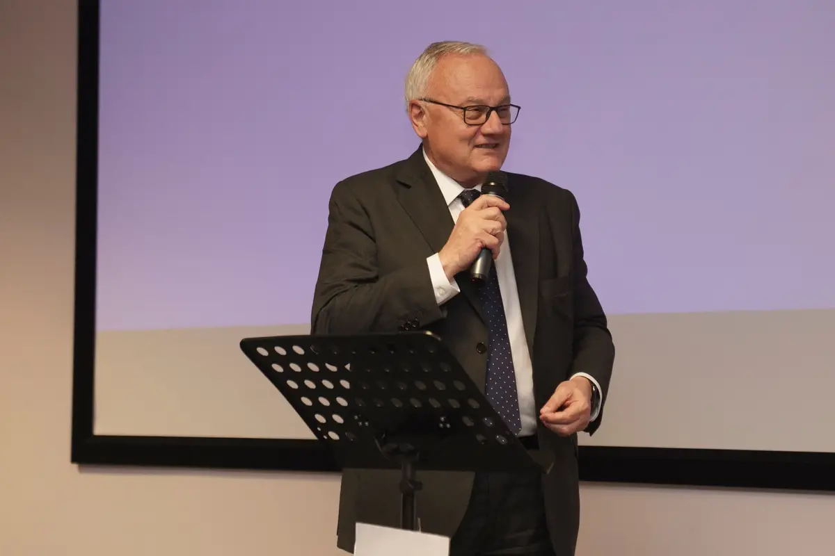 Massimo Porfiri, @KAREN DI PAOLA