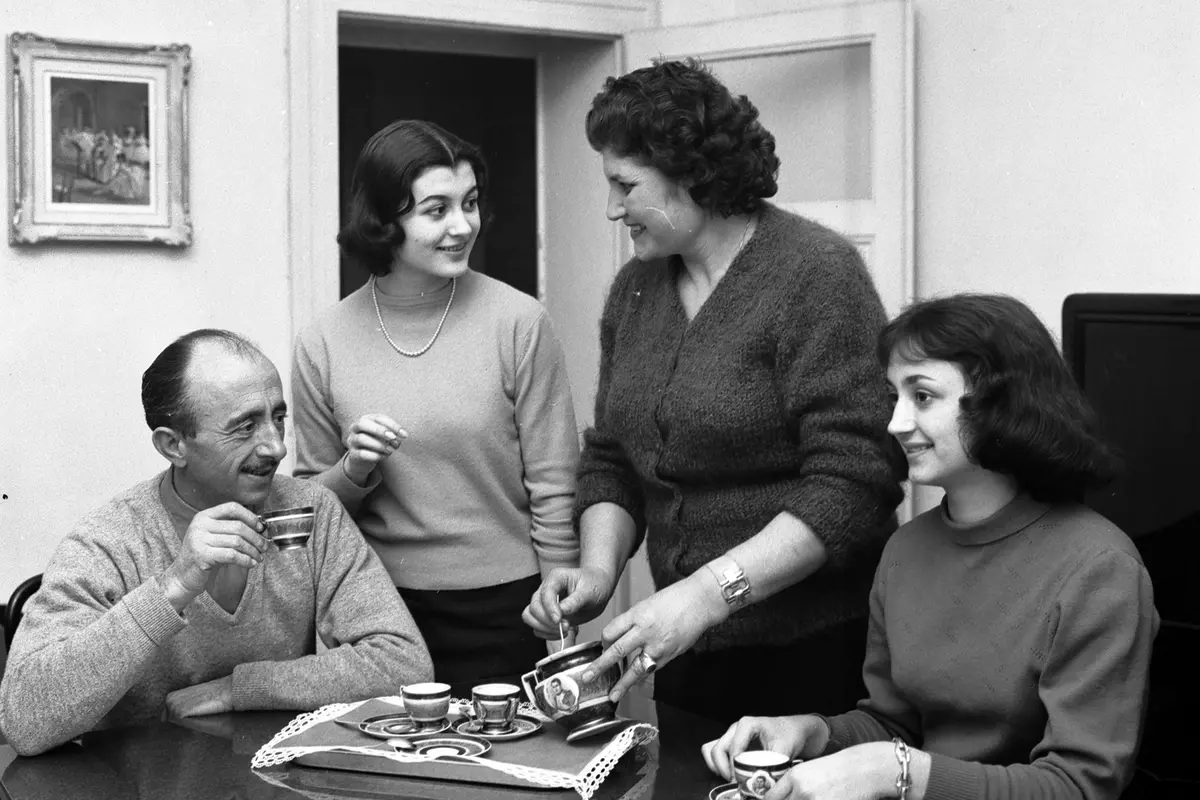 Famiglia Fracci (Luigi, Carla, Santina, Marisa) - @ archivio Olycom/LaPresse