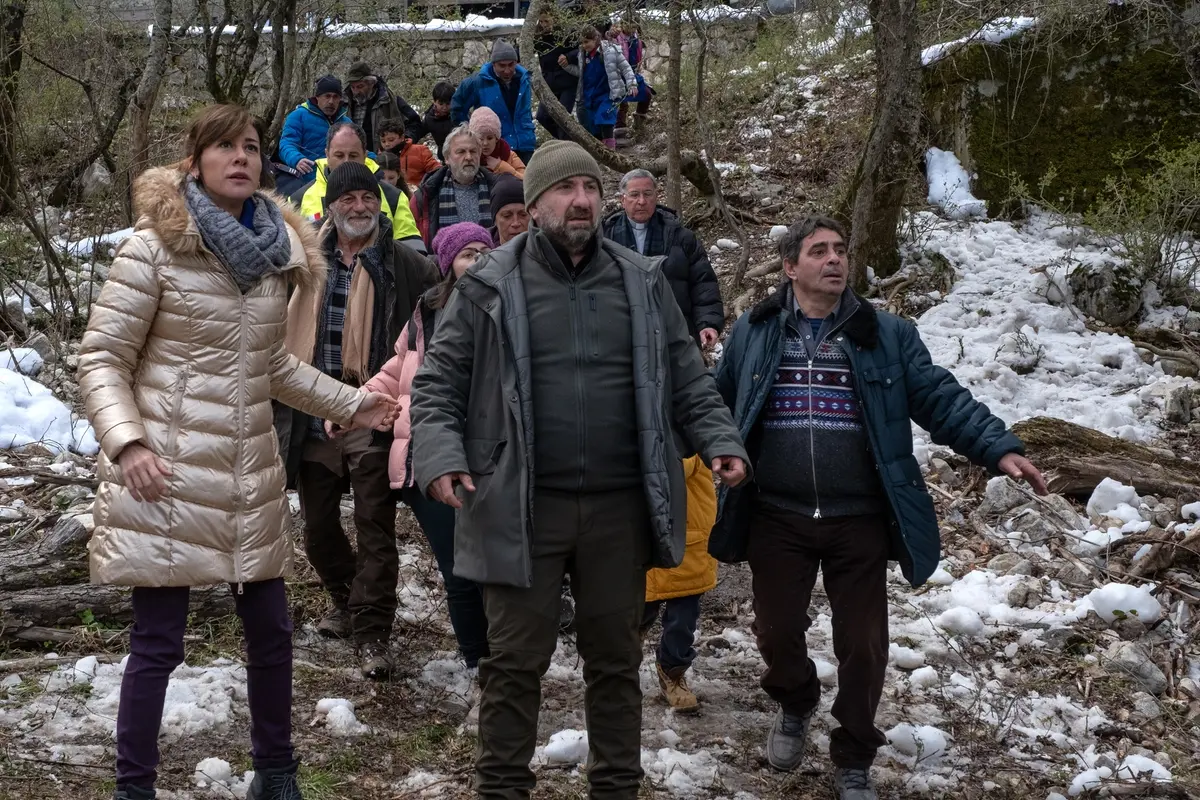 Virginia Raffaele e Antonio Albanese in Un mondo a parte