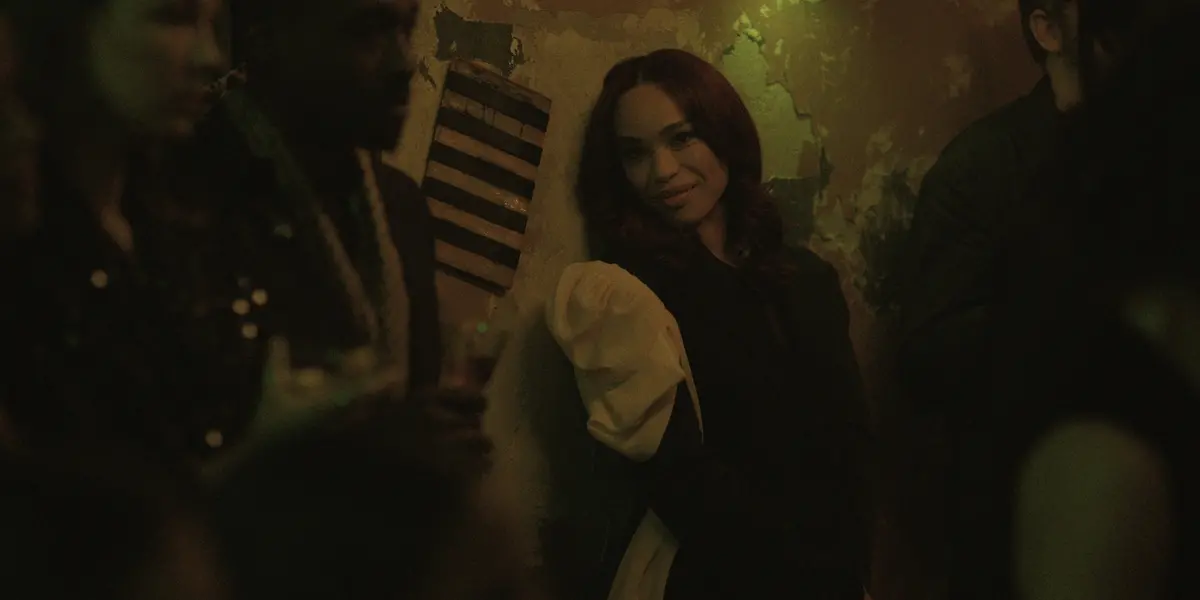 Black Rabbit. Cleopatra Coleman as Estelle in episode 103 of Black Rabbit. Cr. Courtesy of Netflix © 2025