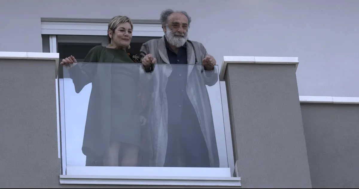 Cristina Donadio e Alessandro Haber in Nero