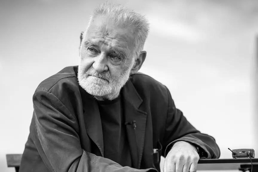 B\\u00E9la Tarr (foto di Eszter Gordon)