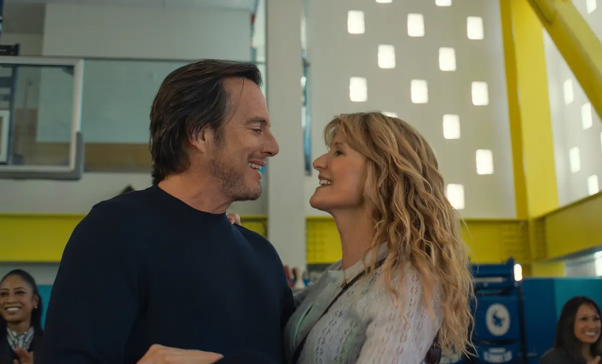 Will Arnett and Laura Dern in IS THIS THING ON? Photo courtesy of Searchlight Pictures. © 2025 Searchlight Pictures All Rights Reserved.