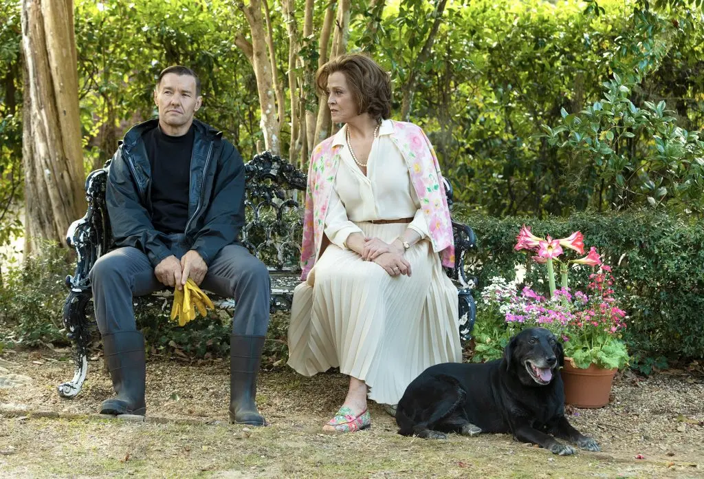 MASTER_GARDENER_-_Joel_Edgerton_and_Sigourney_Weaver