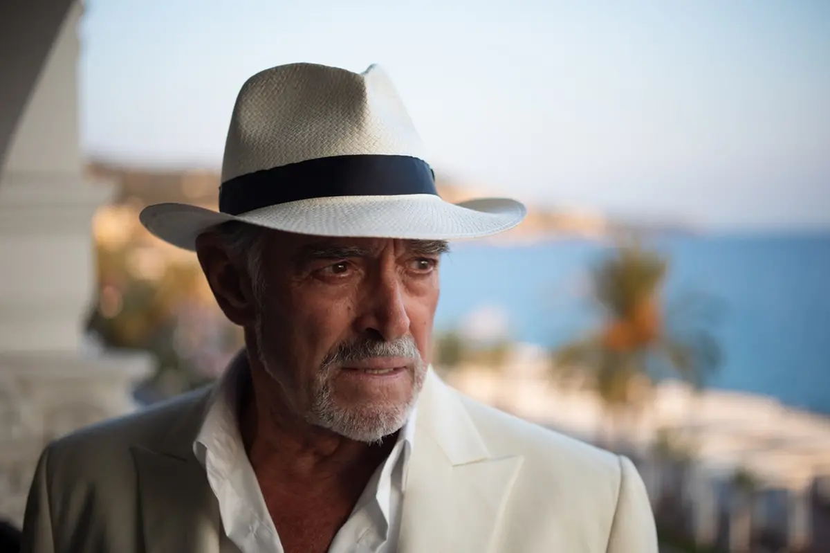 Fabio Testi in Reflection in a Dead Diamond