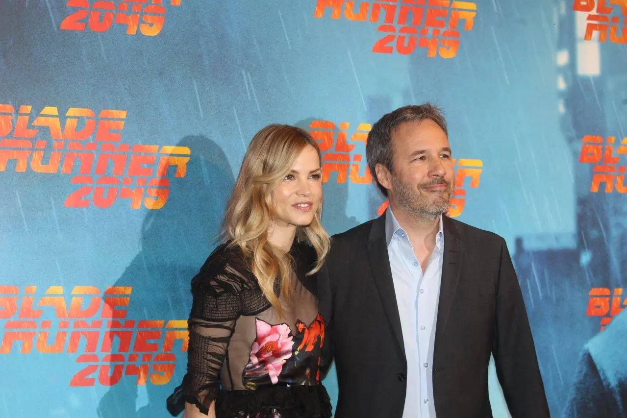 Il regista Denis Villeneuve e l\\'attrice Silvia Hoeks hanno presentato in un panel il sequel di Blade Runner di Ridley Scott, Blade Runner 2049