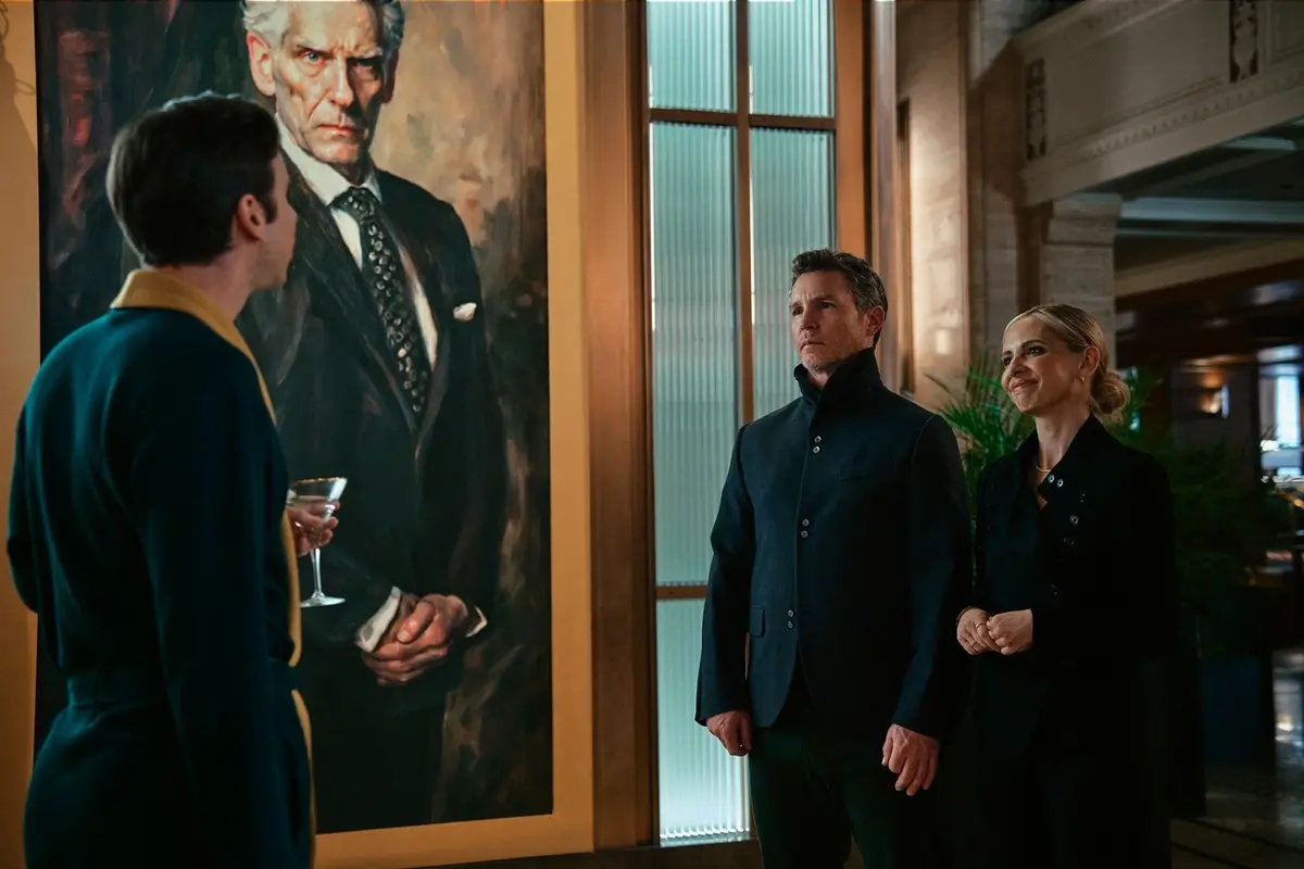 Daniel Beirne, David Cronenberg (portrait) Shawn Hatosy, and Sarah Michelle Gellar in READY OR NOT 2: HERE I COME. Photo by Searchlight Pictures/Pief Weyman, Courtesy of Searchlight Pictures. © 2026 Searchlight Pictures. All Rights Reserved.