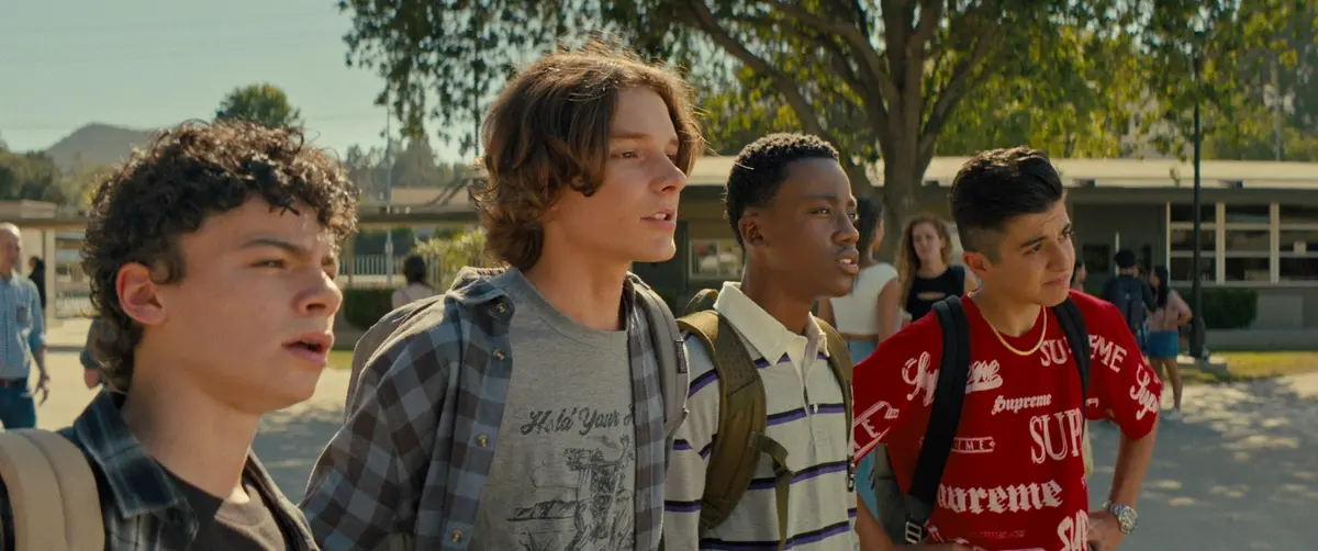 Incoming. (L-R) Raphael Alejandro as Connor, Mason Thames as Benji Nielsen, Ramon Reed as Eddie, and Bardia Seiri as Koosh in Incoming. Cr. Spyglass Media Group, LLC and Artists Road, LLC/Courtesy of Netflix