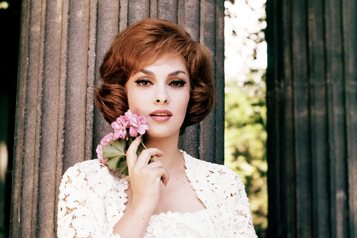 Gina Lollobrigida (Annex)