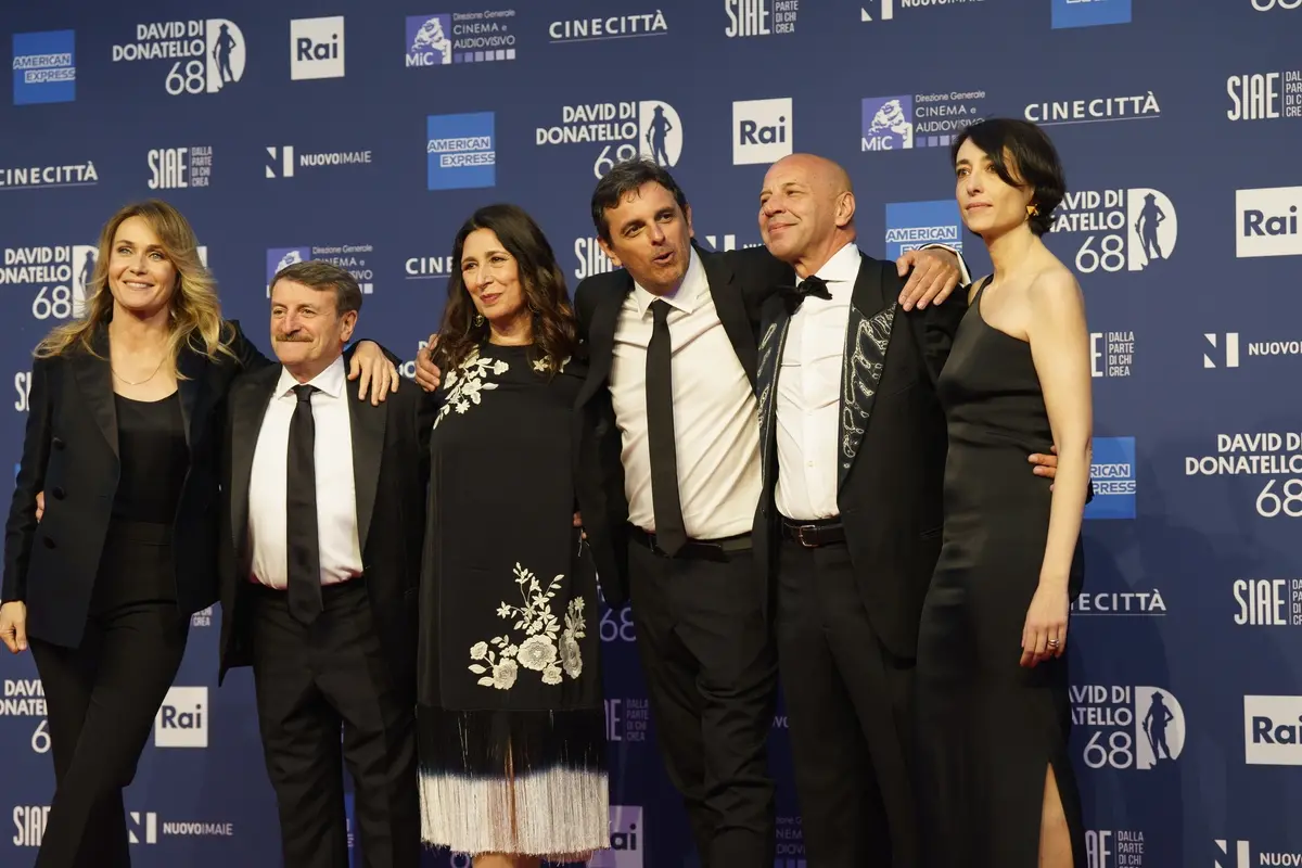 il cast di Il grande giorno: Lucia Mascino, Giacomo Poretti, Antonella Attili, il regista Massimo Venier, Aldo Baglio, Elena Lietti (foto di Karen Di Paola)