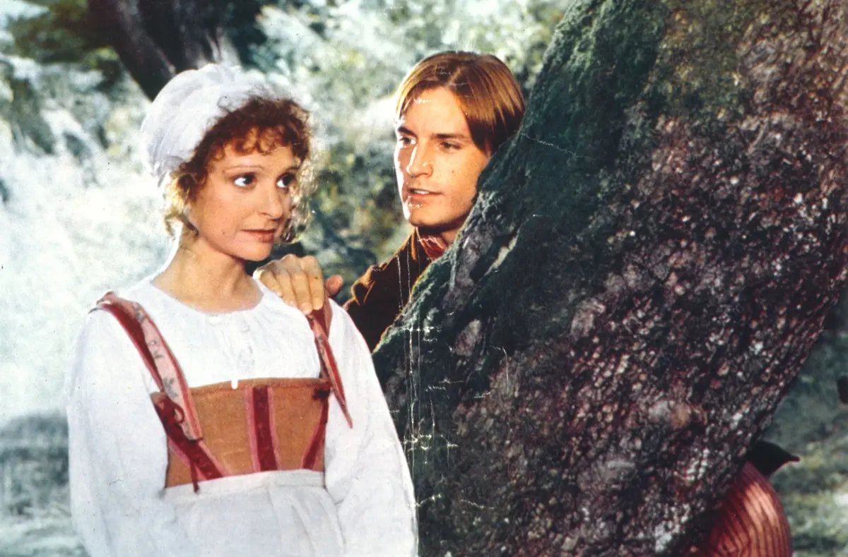 Adriana Asti e Joe Dallesandro in Un cuore semplice