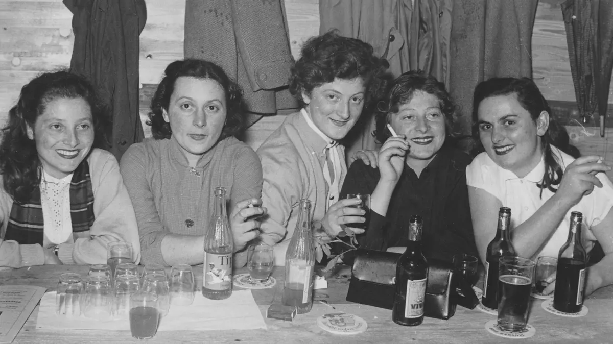 © Archiv für Frauen-, Geschlechter- und Sozialgeschichte Ostschweiz
