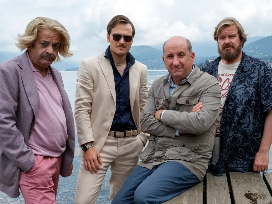 Lavoreremo da grandi, Antonio Albanese gira una commedia che si specchia nell’acqua dolce