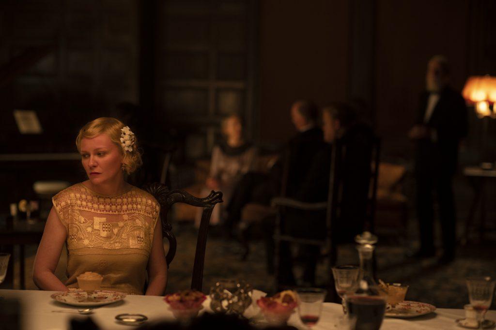 THE POWER OF THE DOG : KIRSTEN DUNST as ROSE GORDON in THE POWER OF THE DOG. Cr. KIRSTY GRIFFIN/NETFLIX \\u00A9 2021