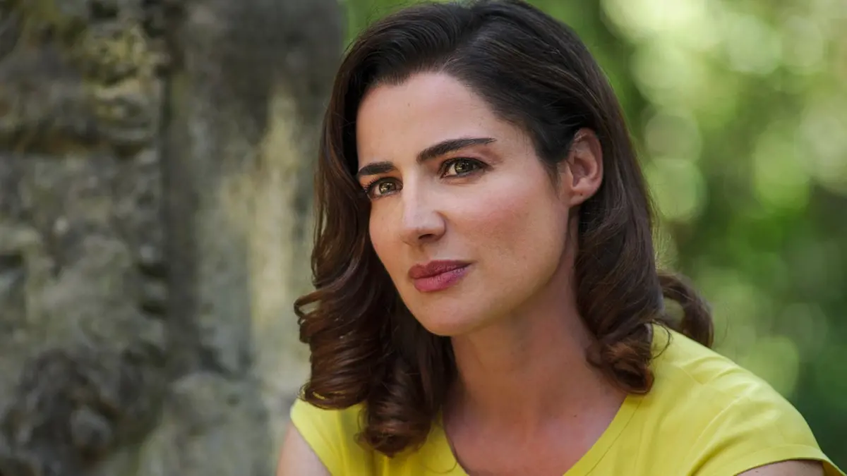 Luisa Ranieri in Vita segreta di Maria Capasso