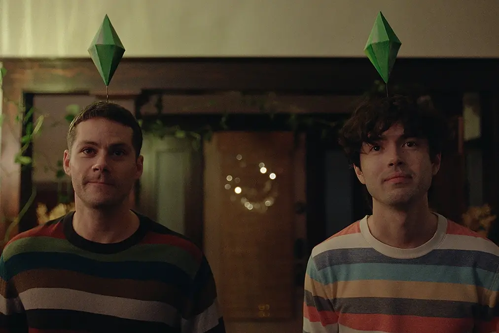 Dylan O\\'Brien e James Sweeney in Fratelli a met\\u00E0 , Sundance/Greg Cotten