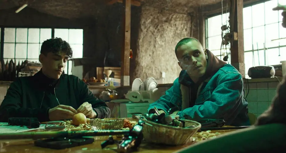 Nato ai bordi di periferia