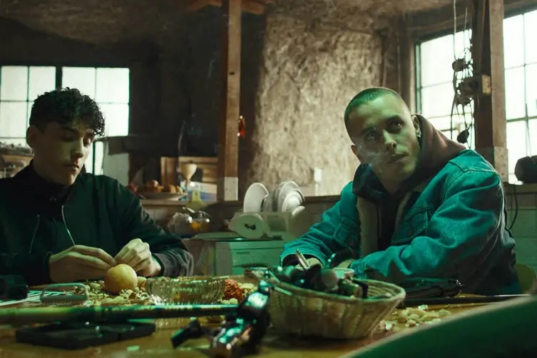 La terra dell\\'abbastanza , Webphoto