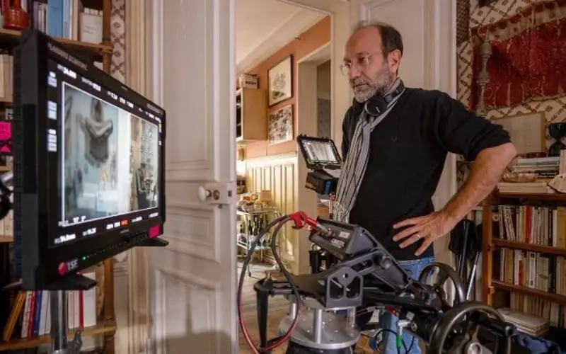 Asghar Farhadi sul set di Parallel Tales