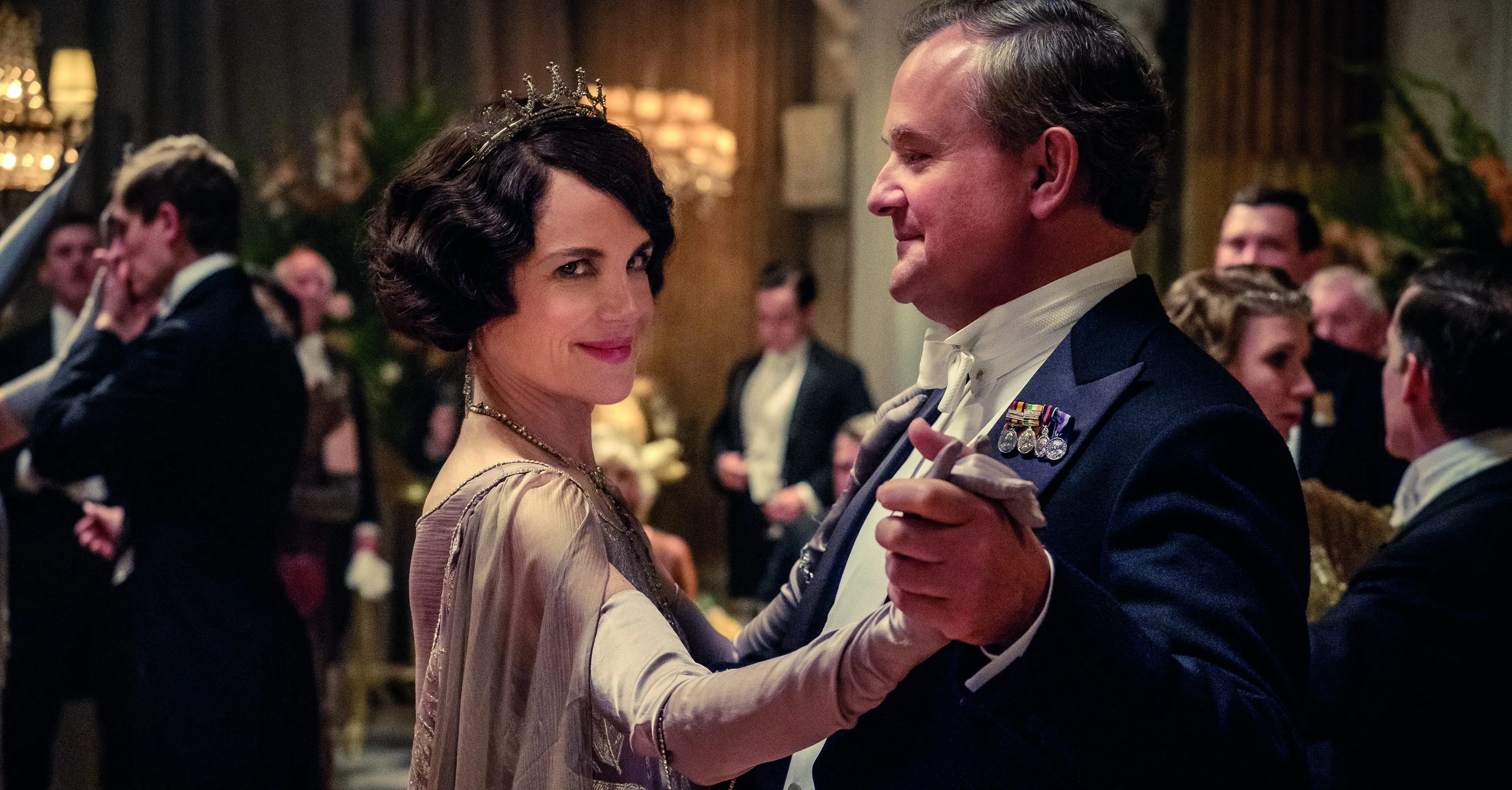 Elizabeth McGovern e Hugh Bonneville in DOWNTON ABBEY. Credit: Jaap Buitendijk / © 2019 Focus Features, LLC