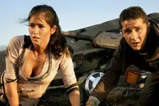 Megan Fox e Shia LaBeouf <br>in <i>Transformers</i>