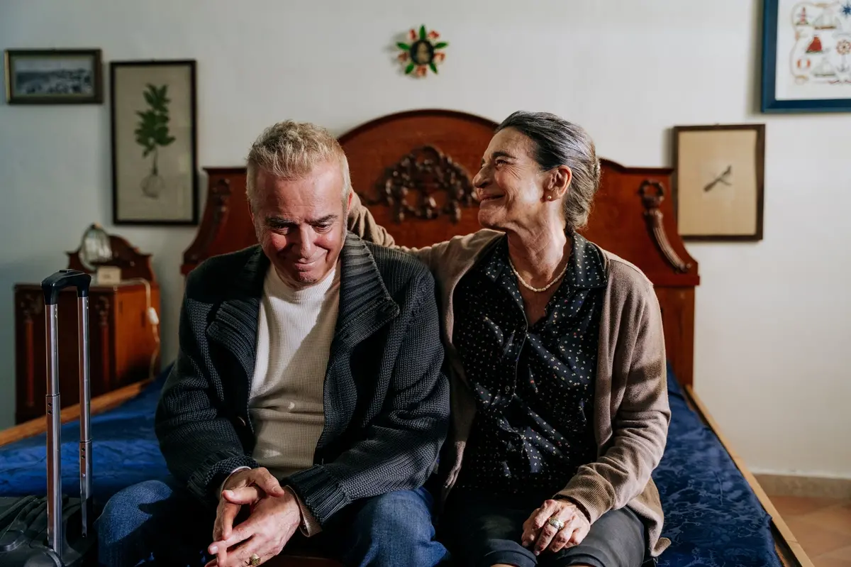 Massimo Ghini e Lina Sastri in Nel tepore del ballo