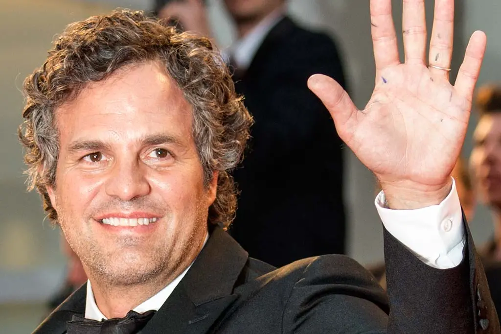 Mark Ruffalo , Karen Di Paola