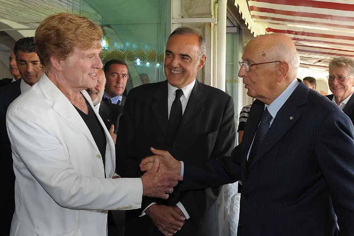 2012. Giorgio Napolitano con Robert Redford e Alberto Barbera alla Mostra del Cinema di Venezia \\u00A9 quirinale.it