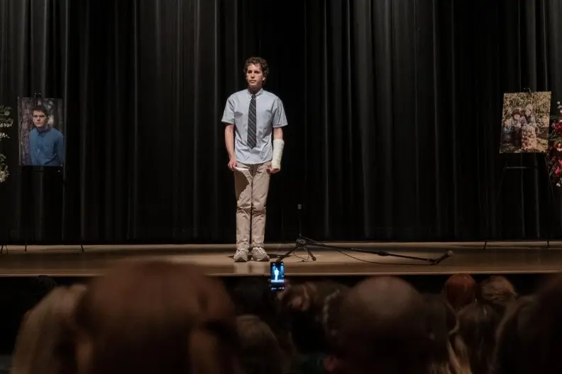 Ben Platt in Caro Evan Hansen - \\u00A9 2021 Universal Studios