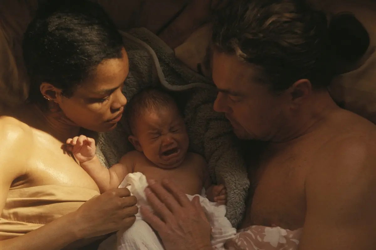 (L-r) TEYANA TAYLOR as Perfidia and LEONARDO DI CAPRIO as Bob Ferguson in \\u201COne Battle After Another.\\u201D A Warner Bros. Pictures Release.OBAA-DUS-250113-0005-4 , Photo Courtesy Warner Bros. Pictures