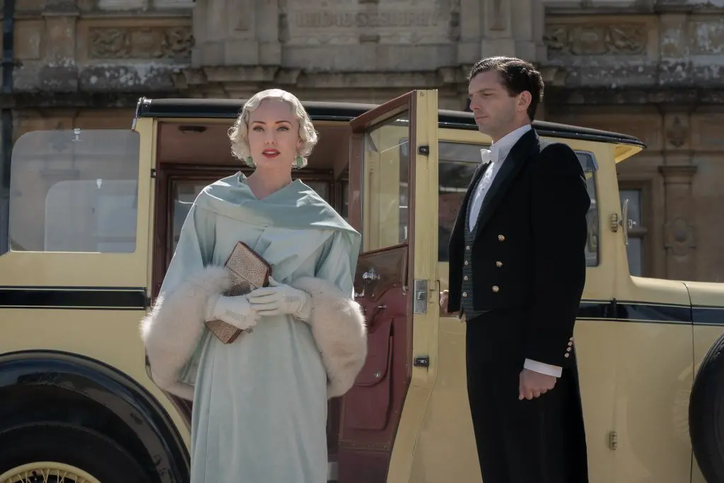Laura Haddock stars as Myrna Dalgleish and Michael Fox as Andy in DOWNTON ABBEY: A New Era, a Focus Features release.   Credit: Ben Blackall / © 2021 Focus Features, LLC