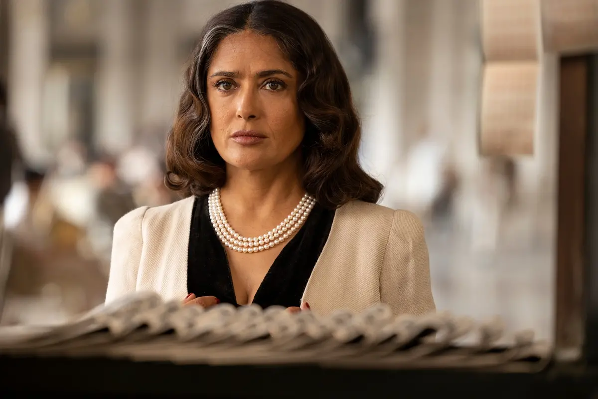 Salma Hayek in Senza sangue - Foto Antonello&Montesi